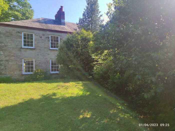 3 Bedroom Semi-Detached House To Rent In Lanhydrock, PL30