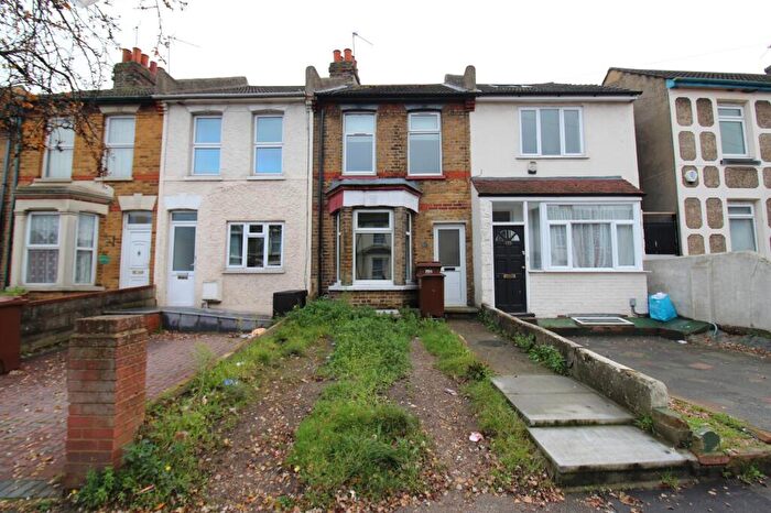 2 Bedroom Terraced House For Sale In Gillingham Road, Gillingham, Kent, ME7