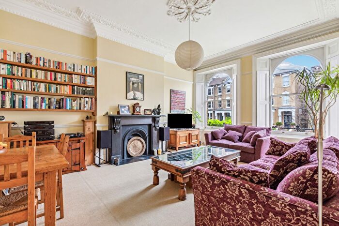 2 Bedroom Flat To Rent In Highbury Hill, Highbury, N5