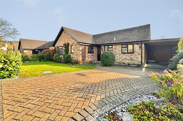 3 Bedroom Bungalow For Sale In Templar Close, Sandhurst, Berkshire, GU47