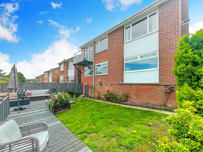 4 Bedroom Detached House For Sale In Greenside Crescent, Waterloo, Huddersfield, Kirklees, HD5