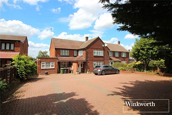 5 Bedroom Semi-Detached House For Sale In Carrington Avenue, Borehamwood, Hertfordshire, WD6