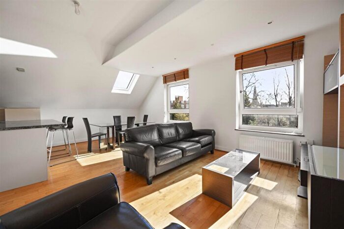 1 Bedroom Flat To Rent In Woodchurch Road, South Hampstead, NW6