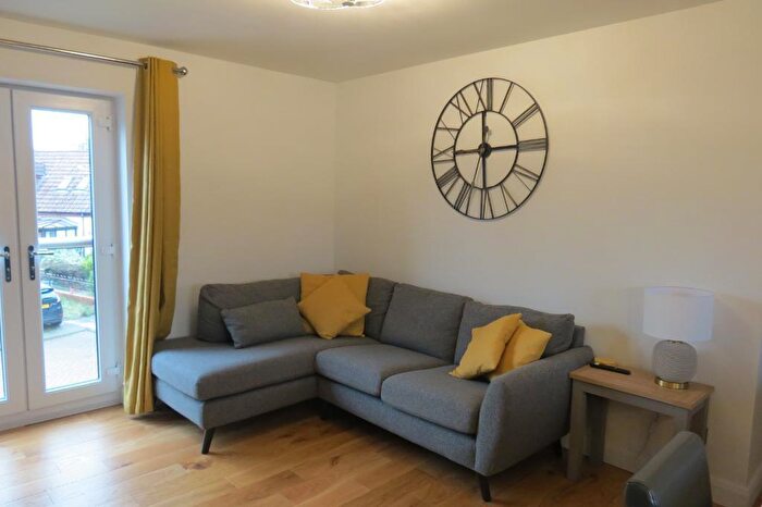 2 Bedroom Block Of Apartments To Rent In Marine Wharf, Hull, HU1