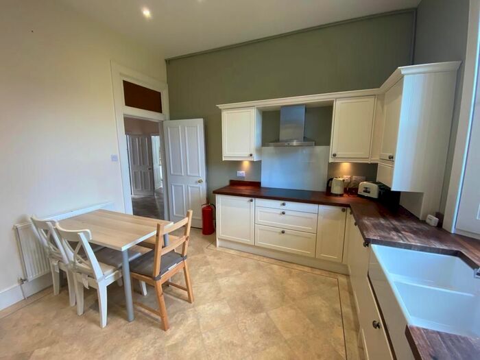 3 Bedroom Flat To Rent In /, East Preston Street, Edinburgh, EH8