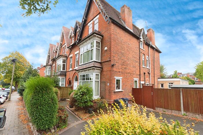 7 Bedroom Semi-detached House For Sale In Malvern Road, Acocks Green, Birmingham, West Midlands, B27