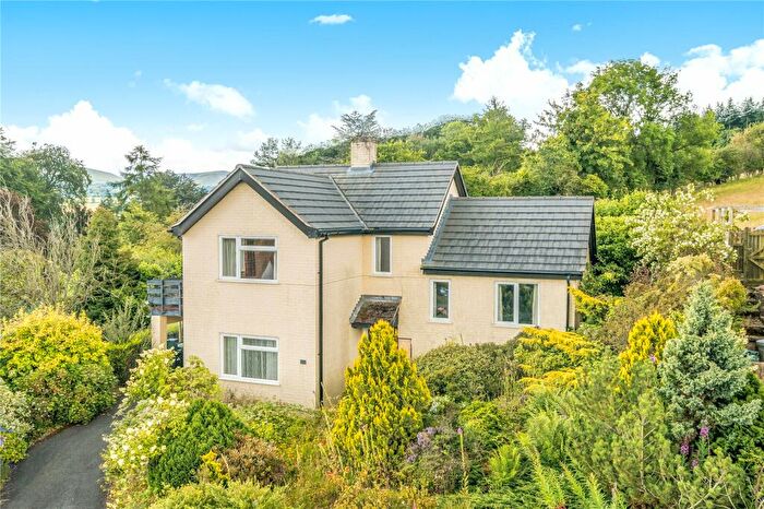 3 Bedroom Detached House For Sale In Begwyns Bluff, Clyro, Hereford, Powys, HR3