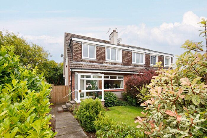 3 Bedroom Semi-Detached Villa For Sale In Balgray Road, Newton Mearns, G77