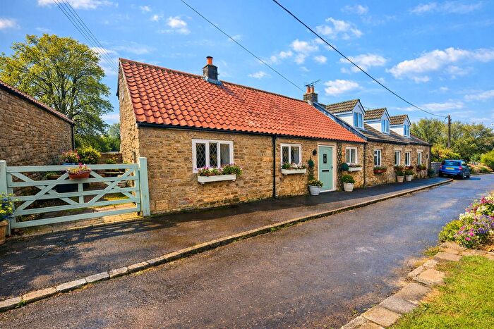 3 Bedroom Cottage For Sale In Hutton Magna, Richmond, DL11