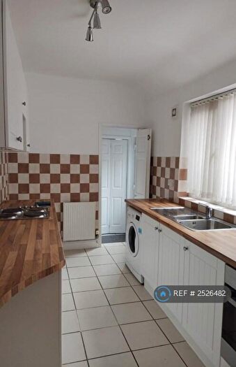 2 Bedroom Terraced House To Rent In London Road, Stoke-On-Trent, ST4