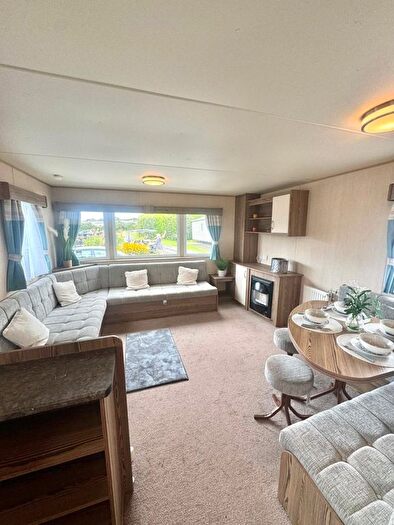 3 Bedroom Mobile/park Home For Sale In Combe Martin, Ilfracombe, EX34