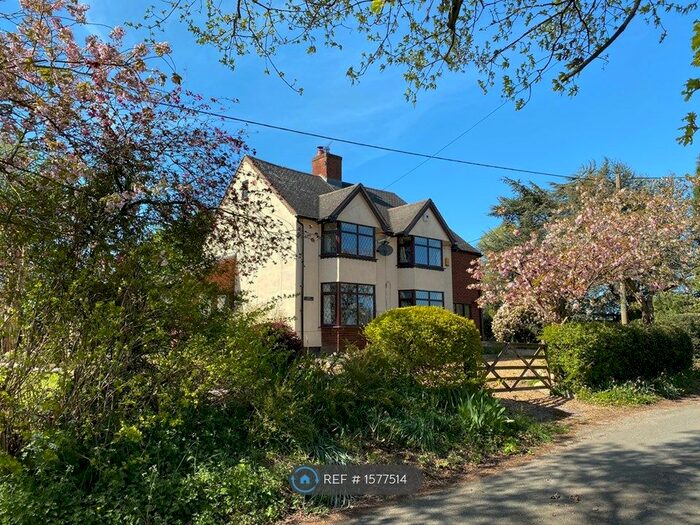 3 Bedroom Semi-Detached House To Rent In Rose Cottage, Hilton, Lichfield, WS14