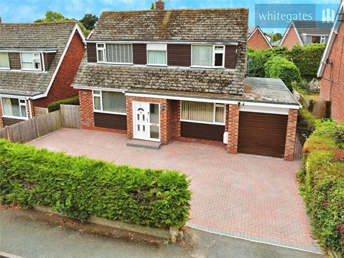 3 Bedroom Detached House For Sale In The Ridgeway, Marchwiel, Wrexham, LL13