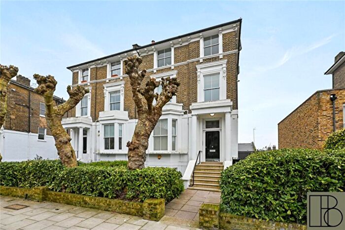 2 Bedroom Apartment For Sale In Parkhill Road, Belsize Park, London, NW3
