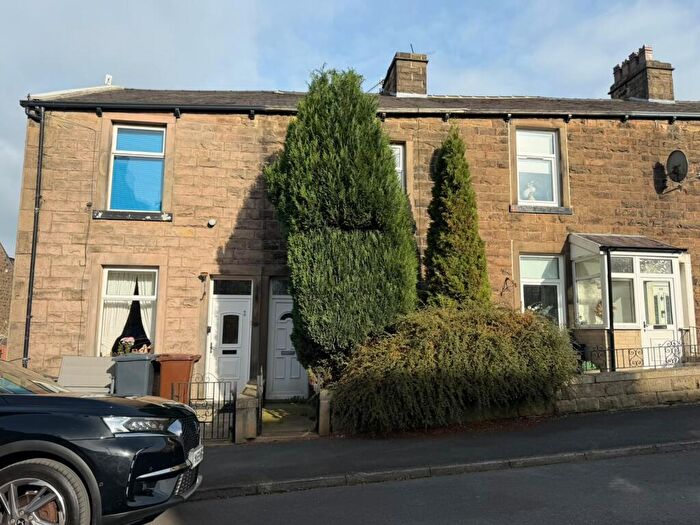 2 Bedroom Terraced House For Sale In York Street, Barnoldswick, Lancashire, BB18
