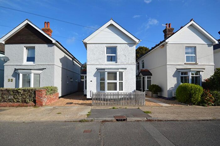 3 Bedroom Detached House To Rent In Williams Road, Bosham, Chichester, PO18