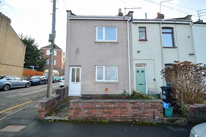 2 Bedroom End Of Terrace House For Sale In Hudds Vale Road, Bristol, BS5
