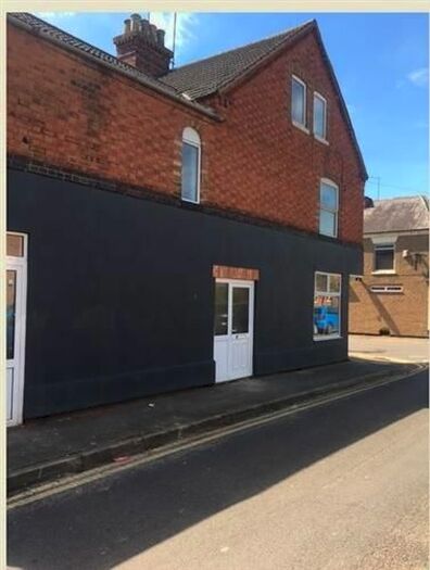 1 Bedroom Flat To Rent In Lower Thrift Street, Abington, Northampton, NN1