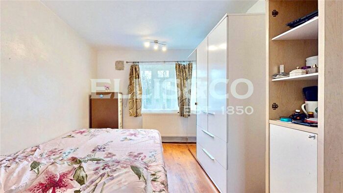 1 Bedroom Flat To Rent In Gauntlett Court, Wembley, HA0