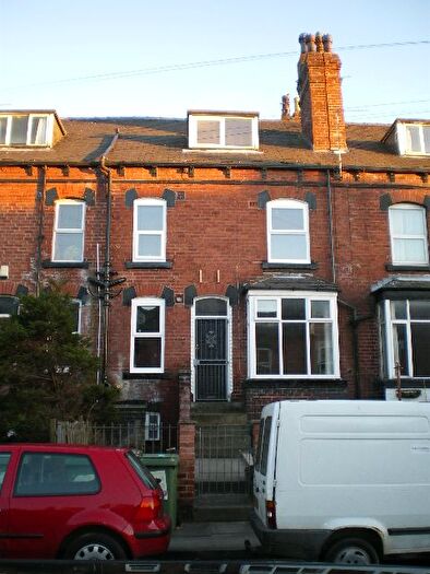 3 Bedroom Terraced House To Rent In Royal Park Avenue, Headingley, Leeds, LS6