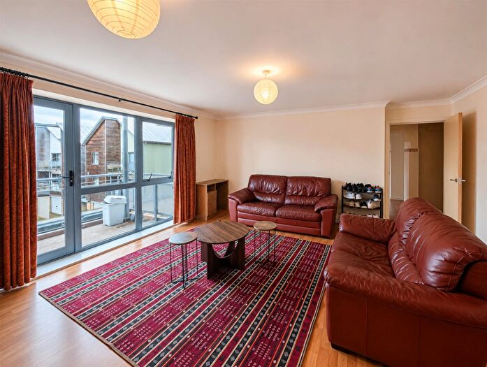 2 Bedroom Apartment To Rent In Quayside Drive, Colchester, CO2