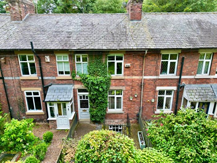 2 Bedroom Terraced House For Sale In Chadkirk Road, Romiley, Stockport, Cheshire, SK6
