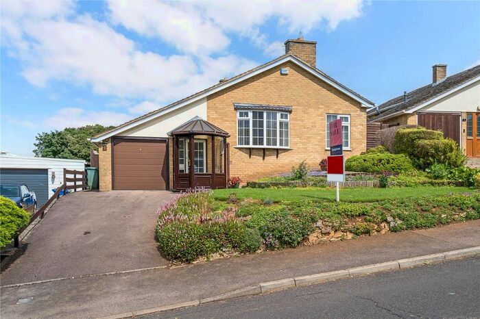 2 Bedroom Detached Bungalow For Sale In Danvers Road, Broughton, Banbury, OX15