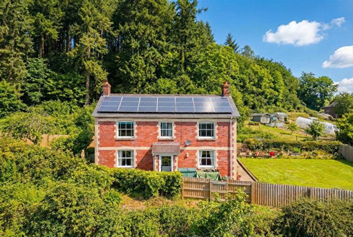 4 Bedroom Detached House For Sale In Chawleigh, Chulmleigh, EX18