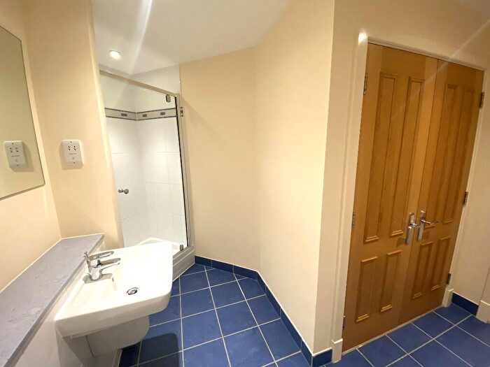 2 Bedroom Apartment To Rent In Grand Parade, Eastbourne, East Sussex, BN21