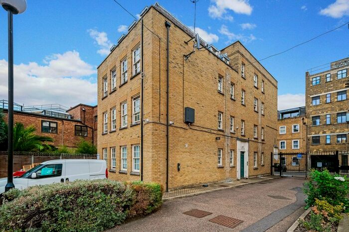 1 Bedroom Flat To Rent In Cleveland Way, Whitechapel, E1