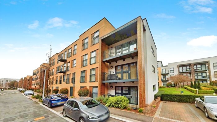 2 Bedroom Flat To Rent In Bletchley Court, Letchworth Road, Stanmore, Greater London, HA7