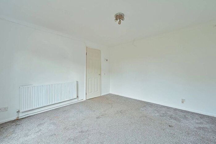 3 Bedroom Terraced House To Rent In Yeomans Ride, Hemel Hempstead, HP2