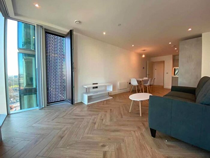 1 Bedroom Apartment To Rent In Victoria Residence, Silvercroft Street, Manchester, M15