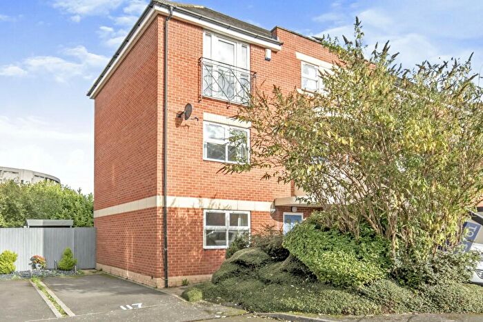 3 Bedroom Terraced House To Rent In Palgrave Road, Britannia Wharf, Bedford, MK42