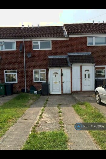 2 Bedroom Terraced House To Rent In Fieldcourt Gardens, Gloucester, GL2