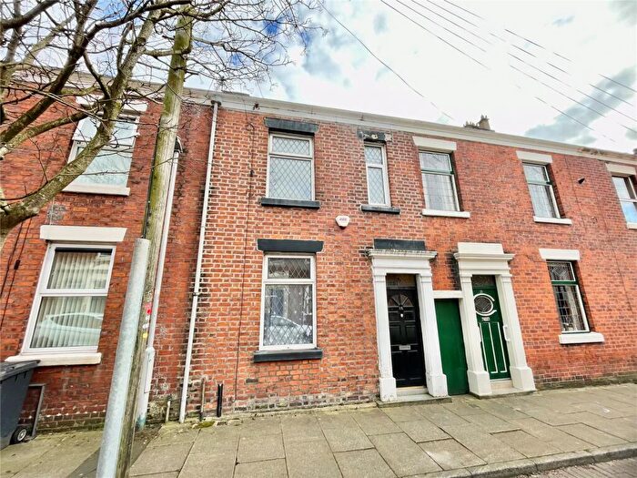 3 Bedroom Terraced House For Sale In Kenmure Place, Preston, Lancashire, PR1
