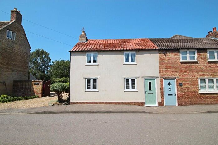 1 Bedroom Cottage For Sale In West End, Langtoft, PE6