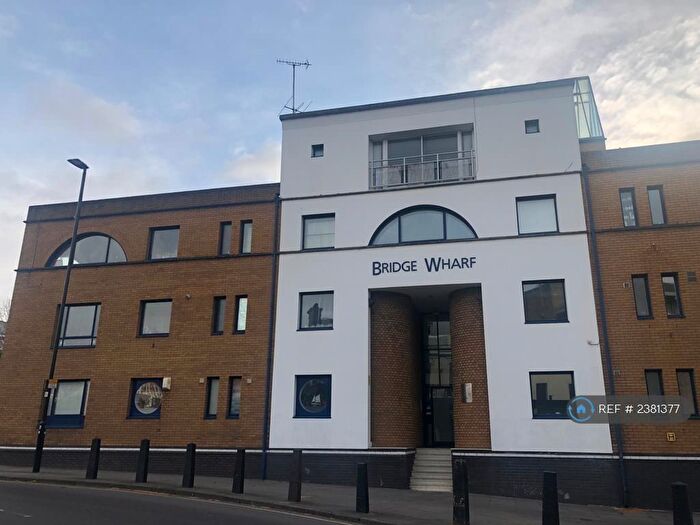 4 Bedroom Maisonette To Rent In Bridge Wharf, London, N1