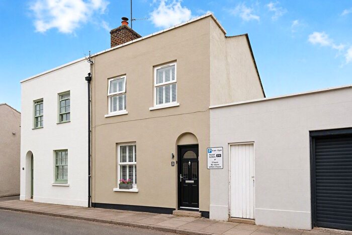3 Bedroom End Of Terrace House For Sale In Duke Street, Cheltenham, Gloucestershire, GL52