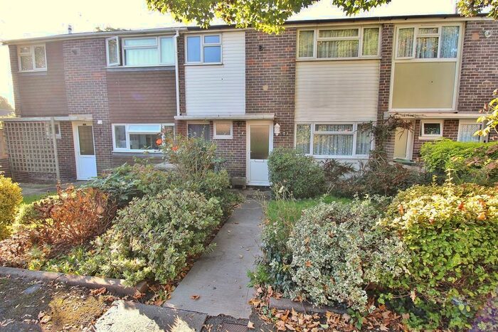 3 Bedroom Terraced House To Rent In Elm Park Road, Havant, PO9