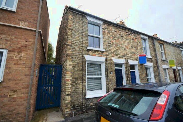 2 Bedroom End Of Terrace House To Rent In Sturton Street, Cambridge, CB1