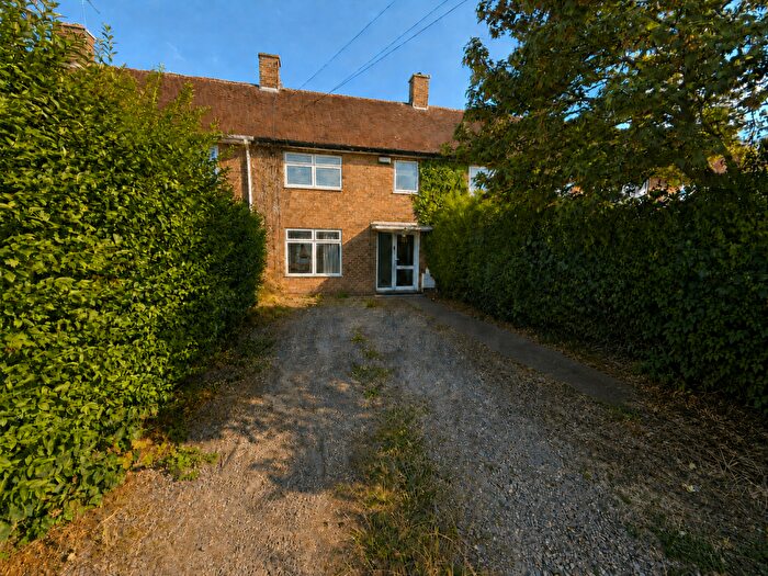 3 Bedroom Terraced House For Sale In Grasby Walk, Clifton, NG11