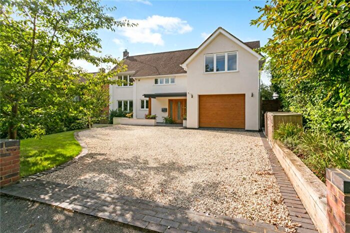 5 Bedroom Detached House For Sale In Spinfield Lane, Marlow, Buckinghamshire, SL7