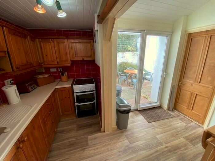 4 Bedroom Cottage For Sale In High Street, New Quay, SA45