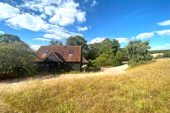 3 Bedroom House To Rent In Pheasants Hill, RG9