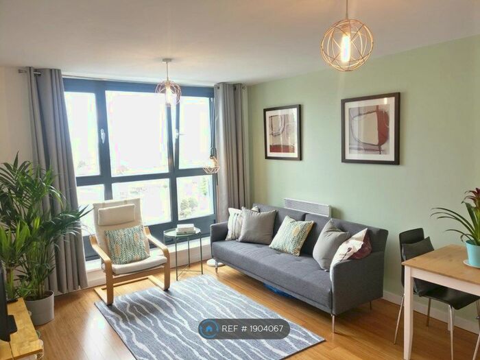 1 Bedroom Flat To Rent In Hallsville Road, London, E16