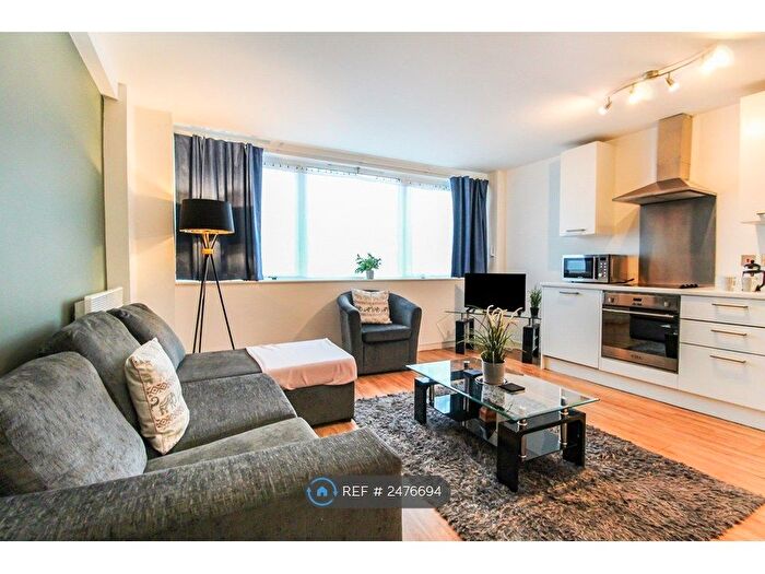 1 Bedroom Flat To Rent In Marco Island, Nottingham, NG1