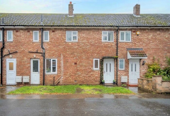 3 Bedroom Terraced House For Sale In Hampden Crescent, Doncaster, South Yorkshire, DN7