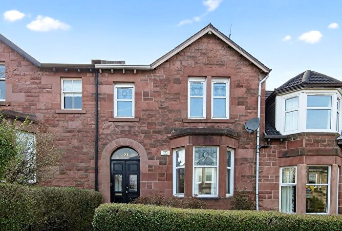 3 Bedroom Terraced House For Sale In Ravenswood Drive, Glasgow, G41