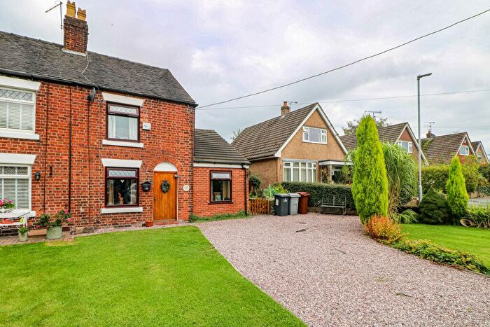 2 Bedroom Cottage To Rent In Sandbach Road, Alsager, ST7